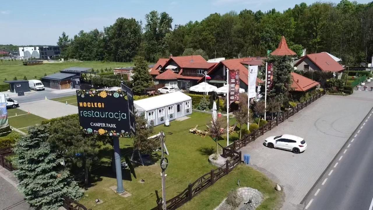 Noclegi I Restauracja Zodiak Szalsza Extérieur photo